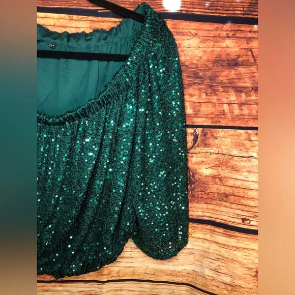 Green Sequin All over crop - Picture 3 of 14